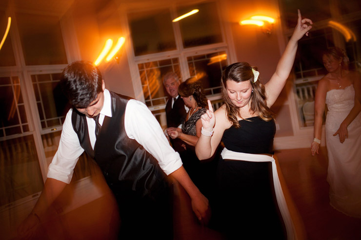fun wedding dancing