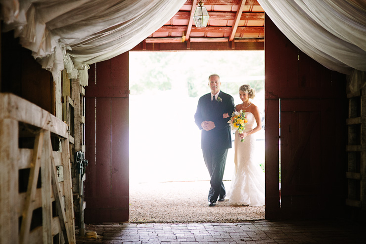 johnson city barn wedding