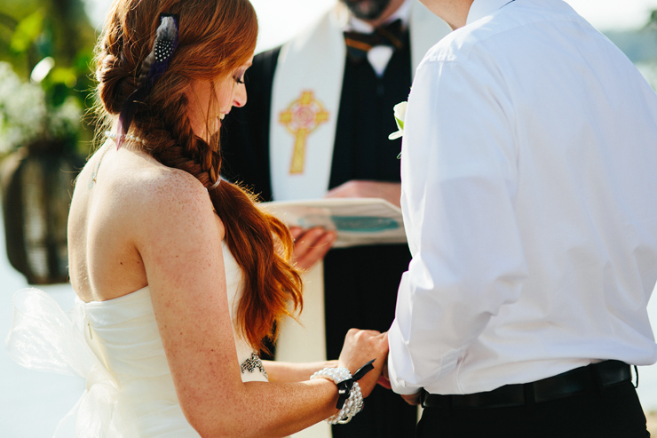 amanda and zeb exchanging rings