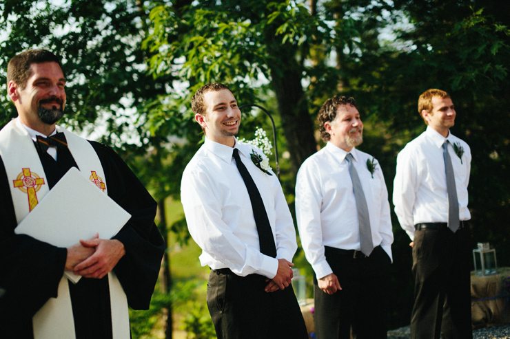 groom seeing bride for first time