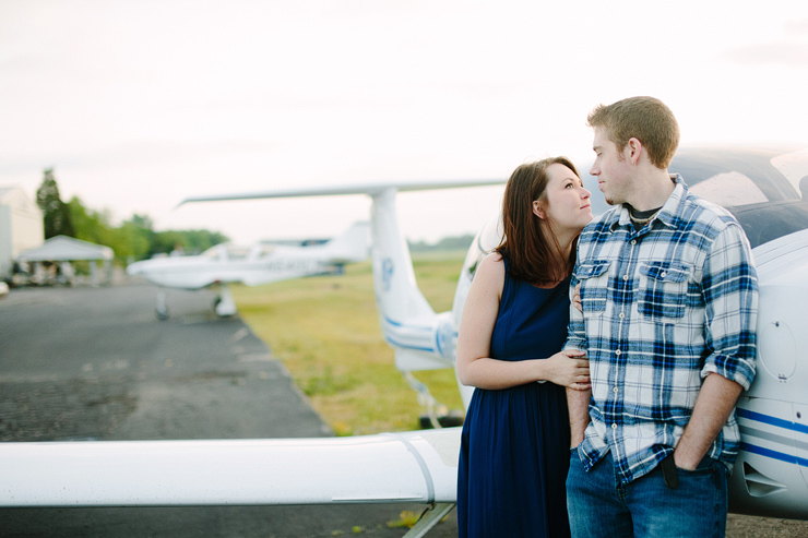 airport engagement photos