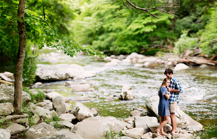 creek engagement photos