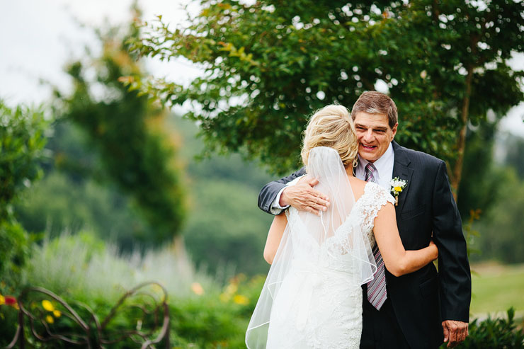 bride seeing father