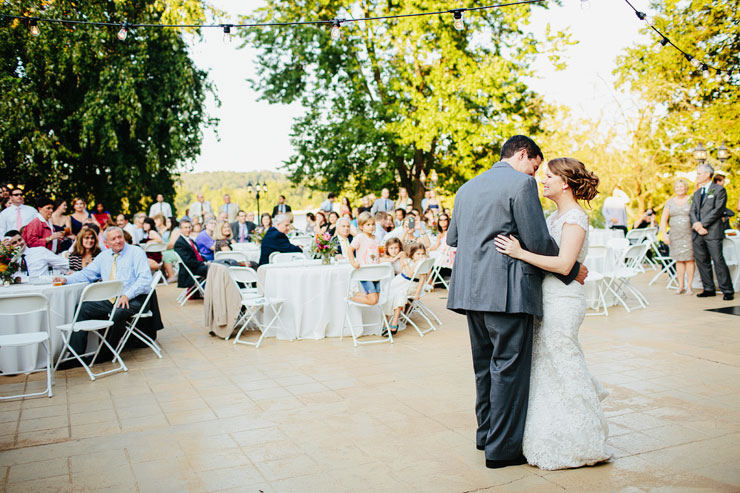 wedding pictures tennessee riverplace