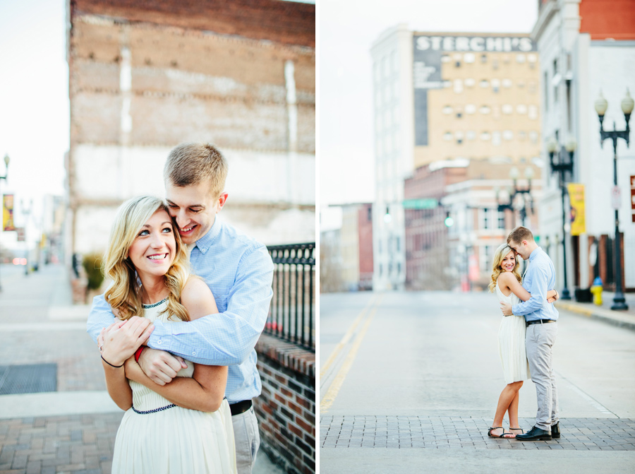 downtown knoxville engagement photos