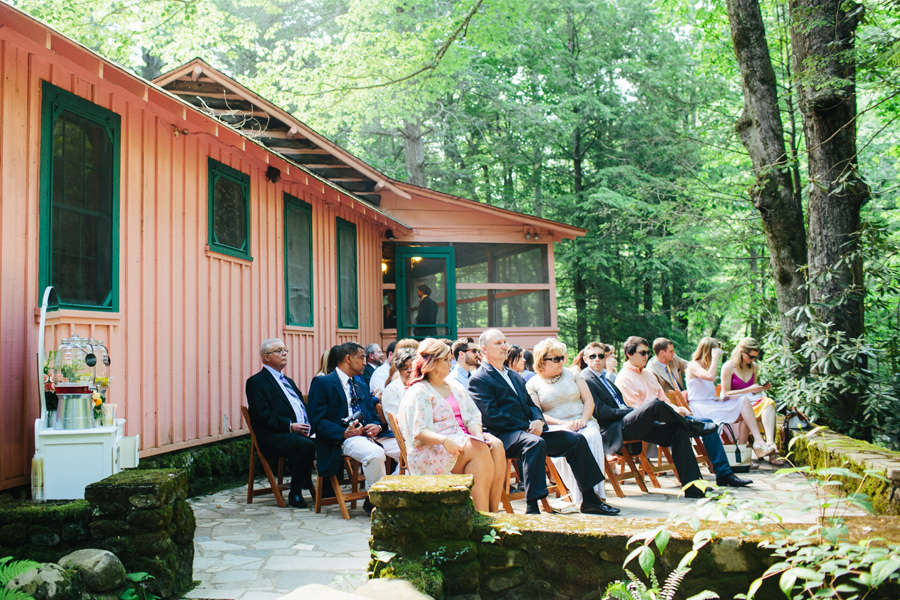 spence cabin wedding ceremony