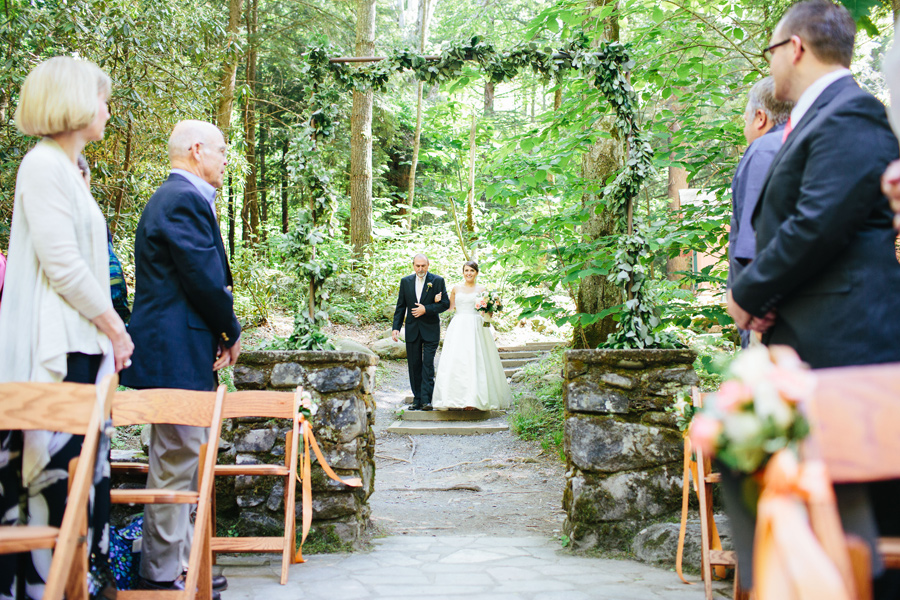 spence cabin wedding ceremony