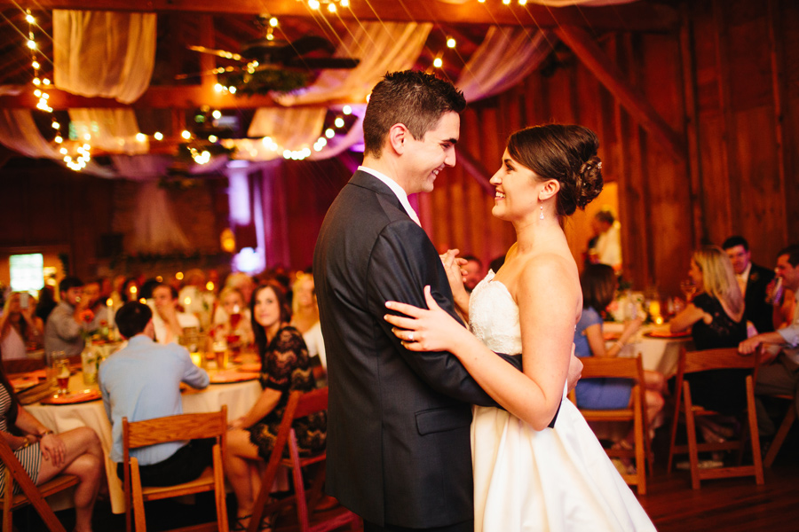 wedding reception at the appalachian clubhouse