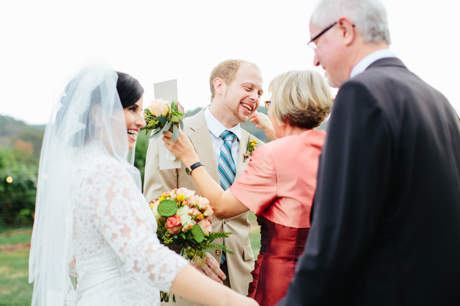 candid chattanooga wedding photos