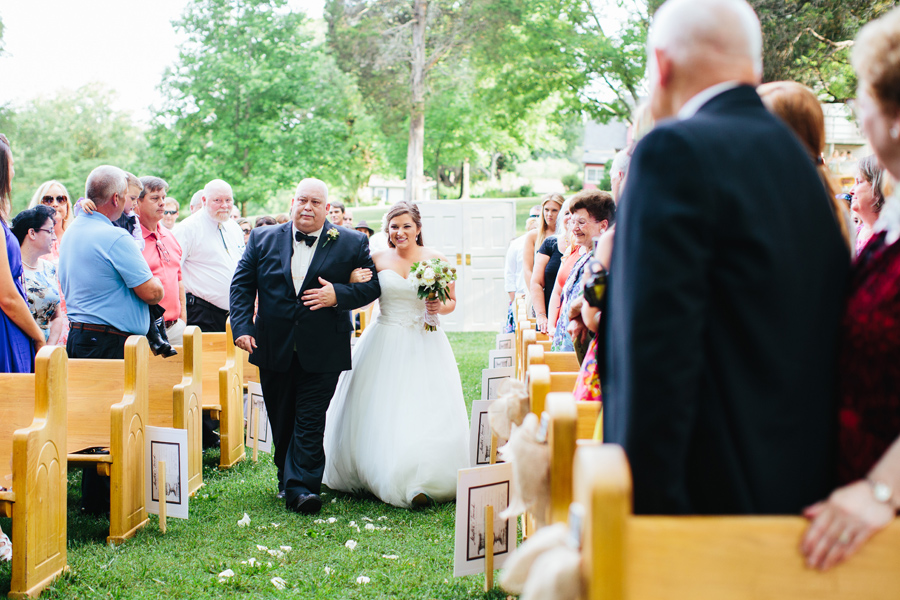 knoxville backyard wedding ceremony