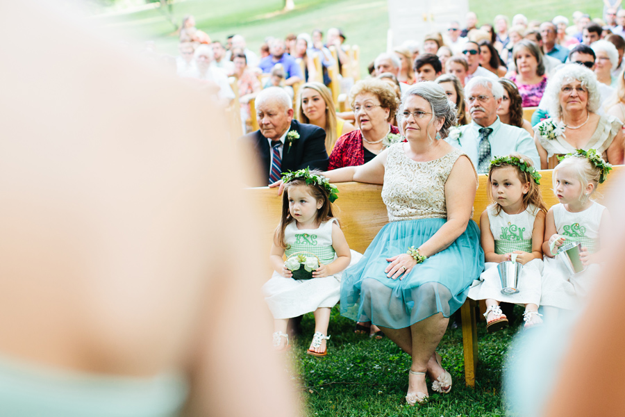 bacckyard knoxville wedding ceremony