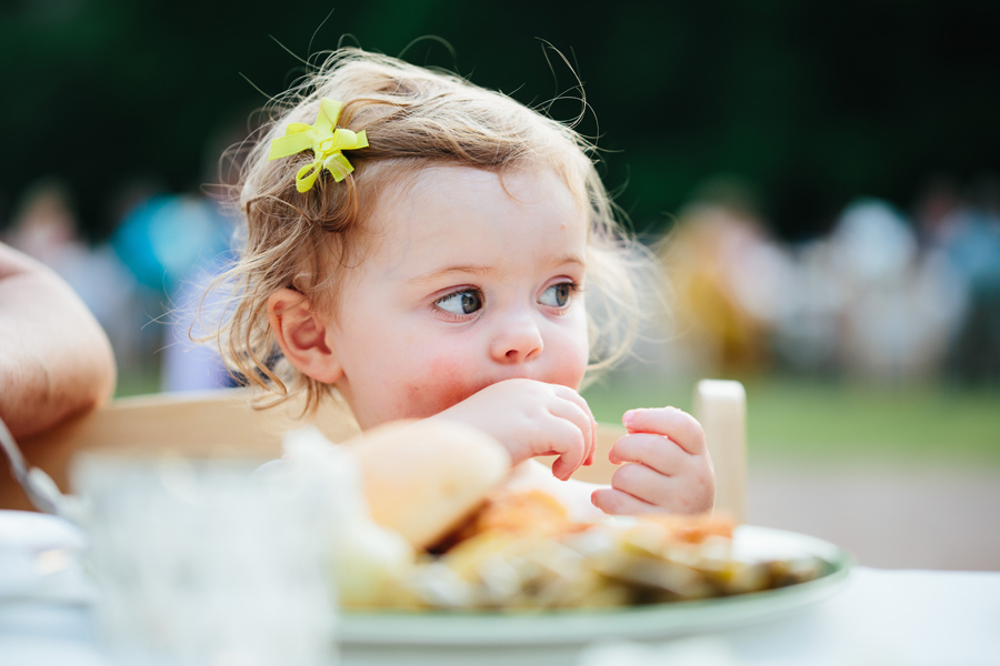 cute kid at weddnig