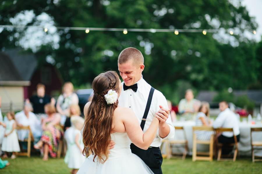 backyard wedding reception in knoxville